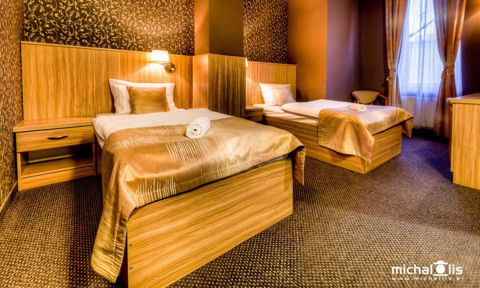 Aviator Hotel Restauracja & Spa パビャニツェ エクステリア 写真
