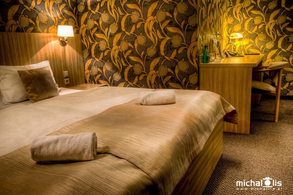 Aviator Hotel Restauracja & Spa パビャニツェ エクステリア 写真